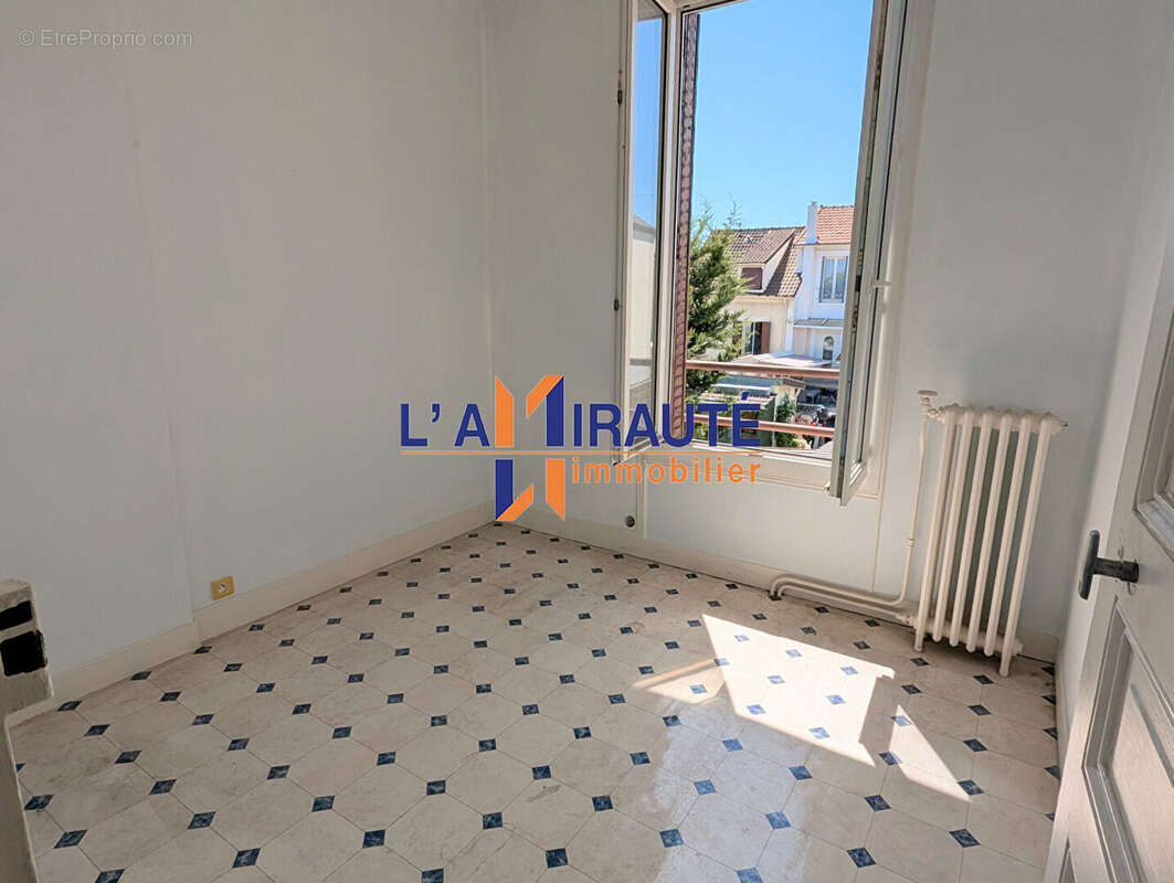 Maison à HOUILLES