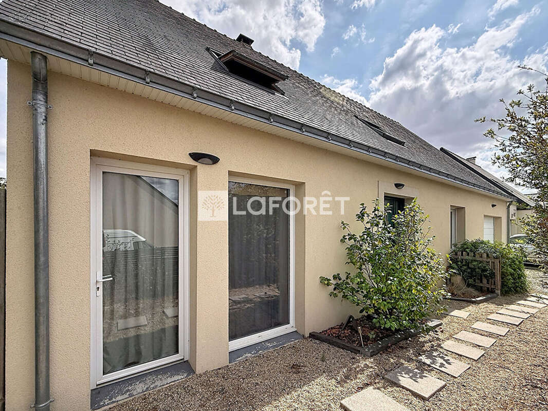Maison 5 chambres de 164 m2 - photo 2