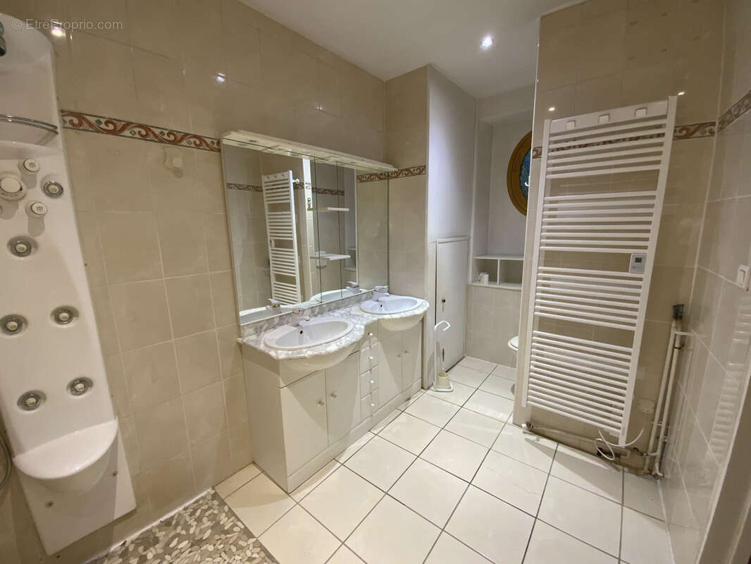 Appartement à LURE