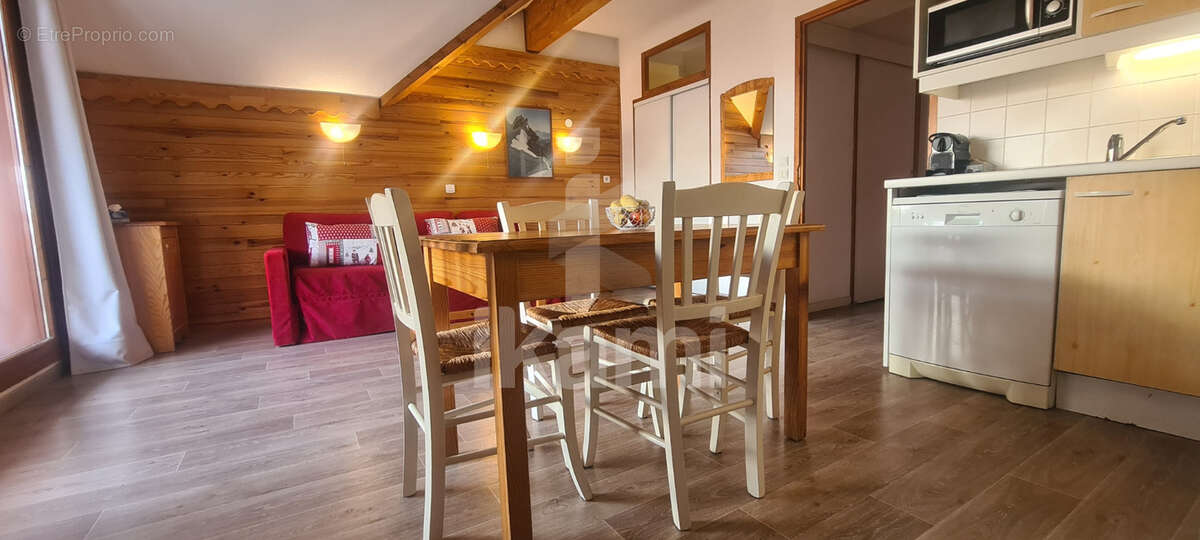 Appartement à SAINT-FRANCOIS-LONGCHAMP