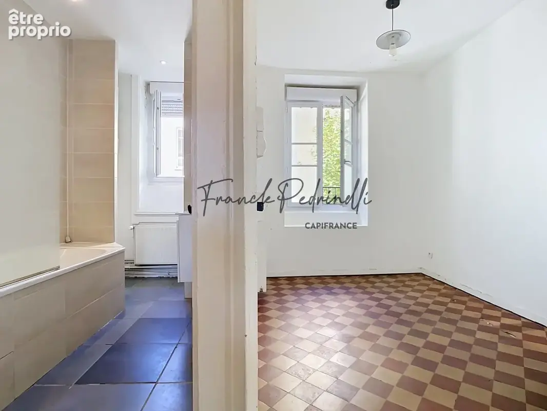 A VENDRE T2 42 m² 150 m de la place Rouget de l’Isle / 15 min Gare Part-Dieu LYON 3EME ARRONDISSEMENT (69) - photo 8