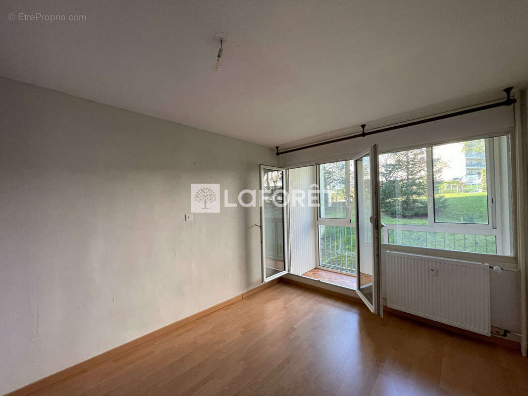 Appartement à LONS-LE-SAUNIER