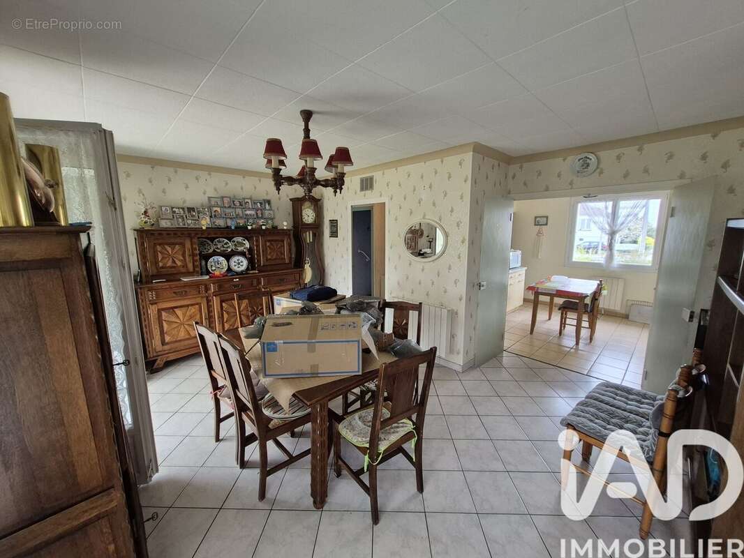 Photo 2 - Maison à LA CRECHE