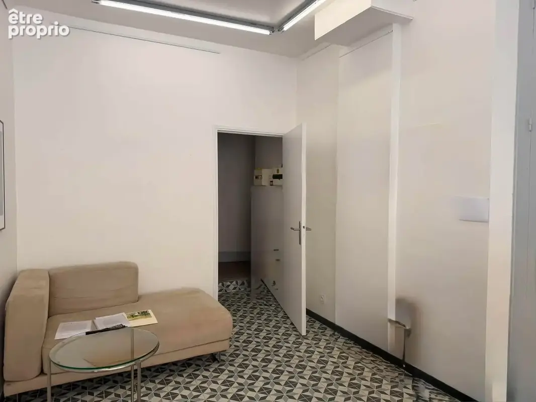 Maison 110 m² à Arles  - photo 7