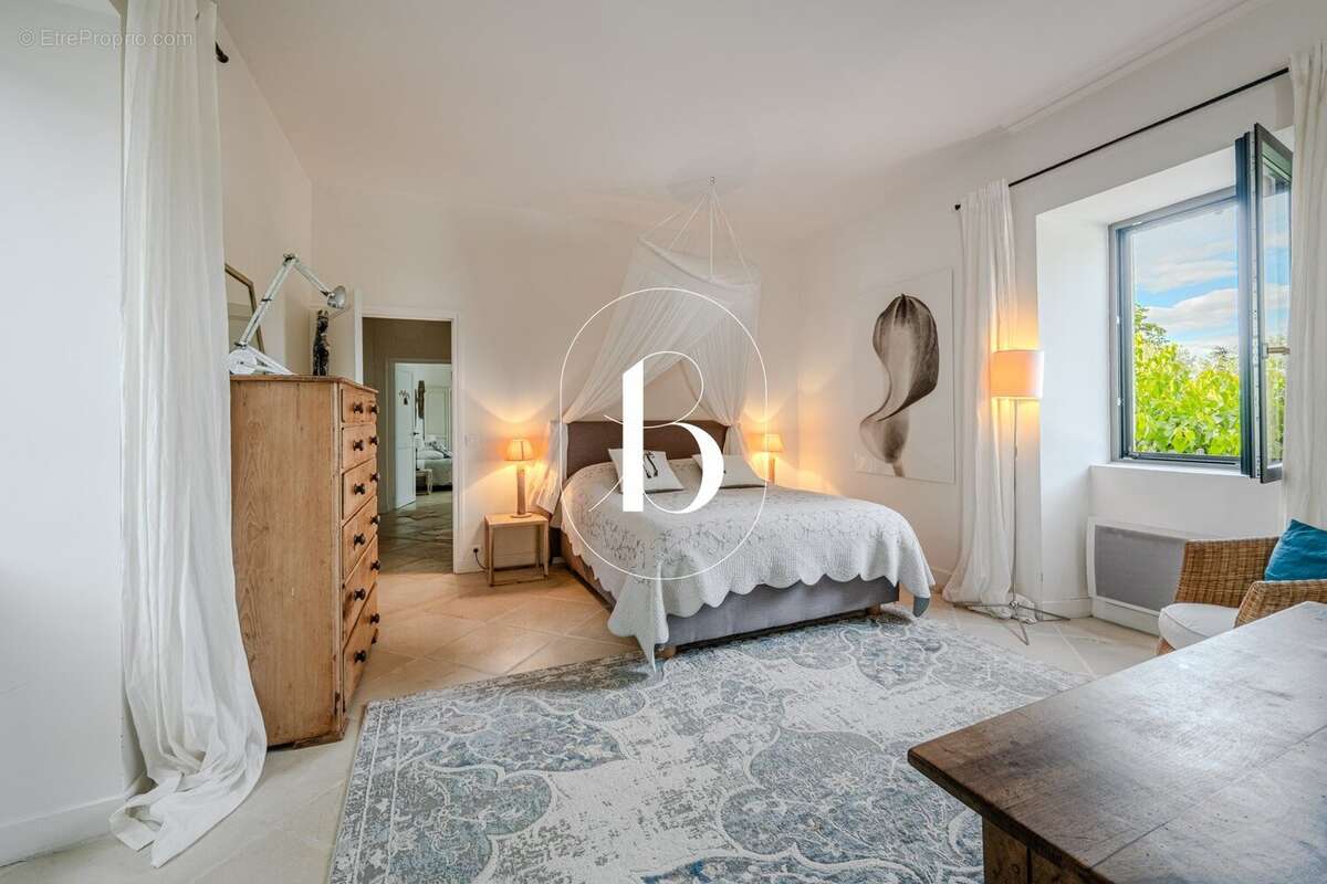 Maison 500 m² à Barjac  - photo 24