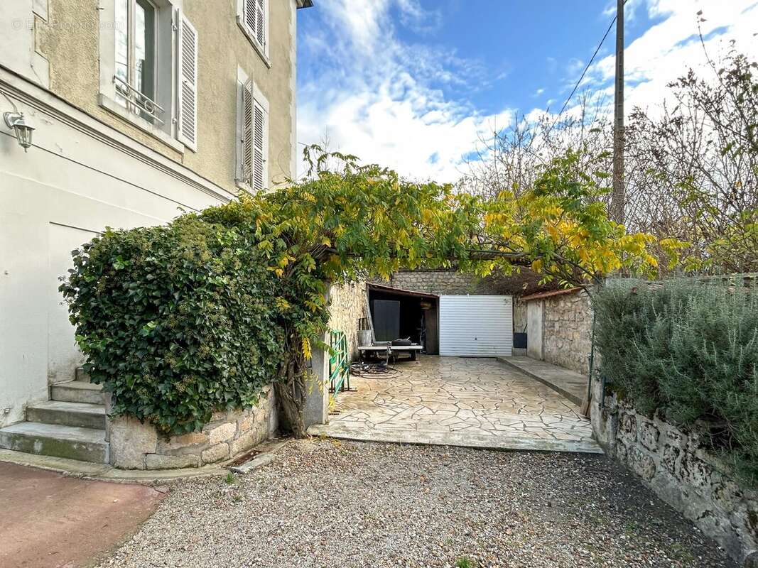 Maison à SAINT-OUEN-L&#039;AUMONE