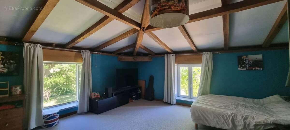 Maison à MONTPEZAT-DE-QUERCY