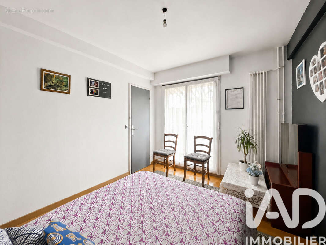 Photo 8 - Appartement à LES PAVILLONS-SOUS-BOIS