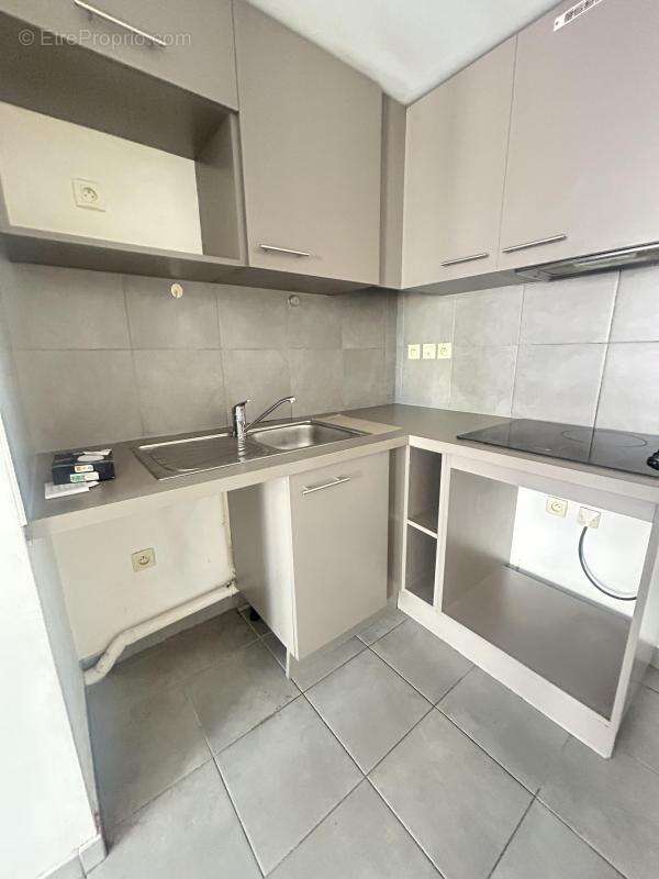 Appartement à MARSEILLE-2E