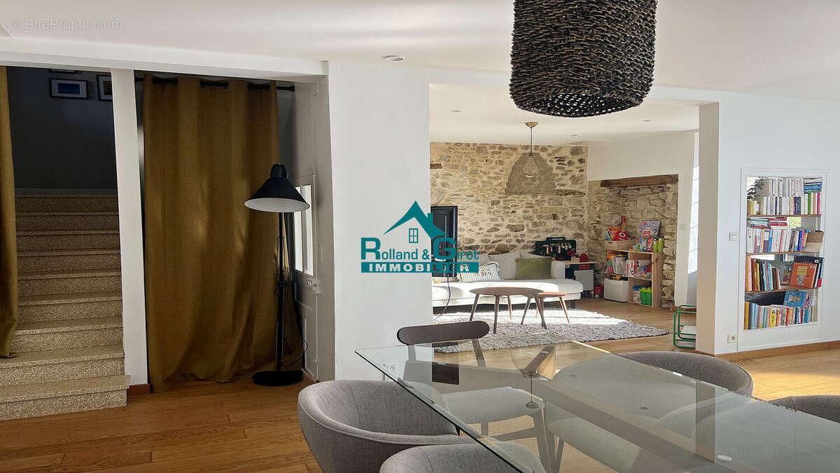 Maison à SAINT-MEDARD-SUR-ILLE