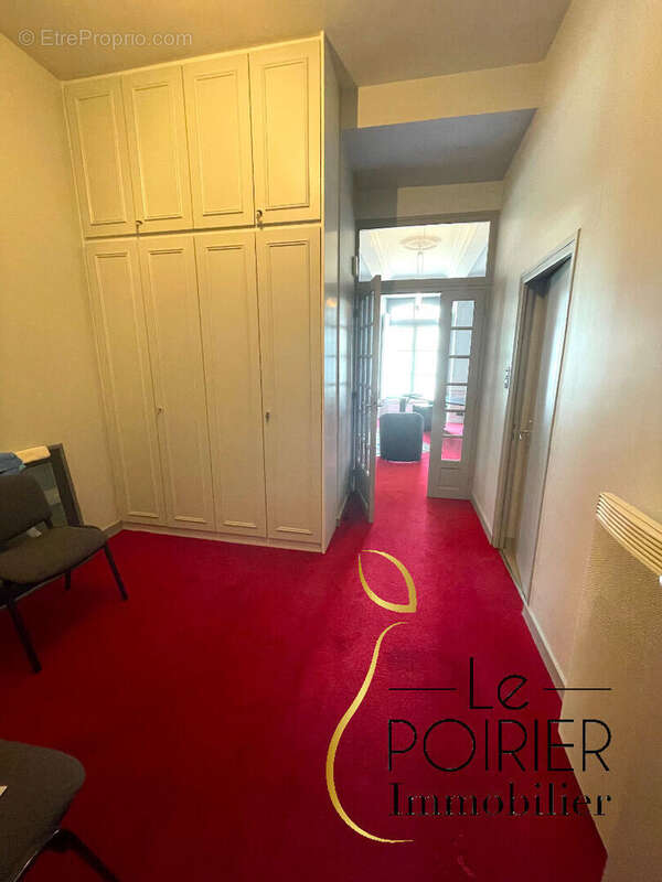 Commerce à LAMBALLE