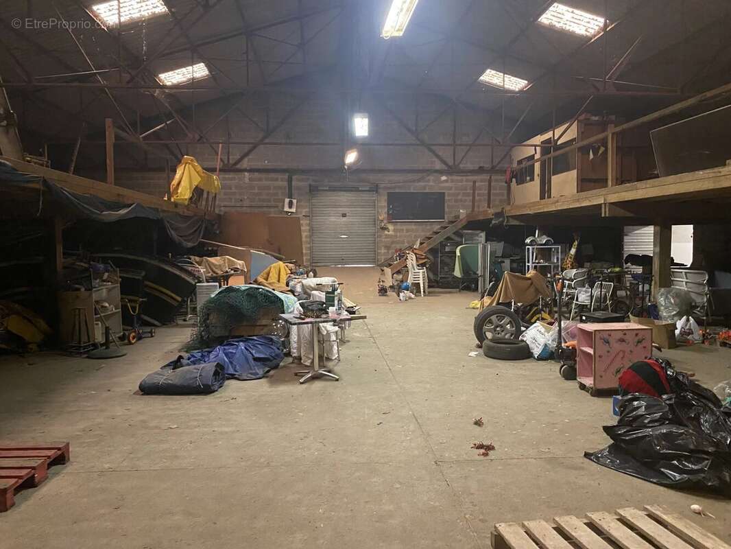 Commerce à LA QUEUE-EN-BRIE