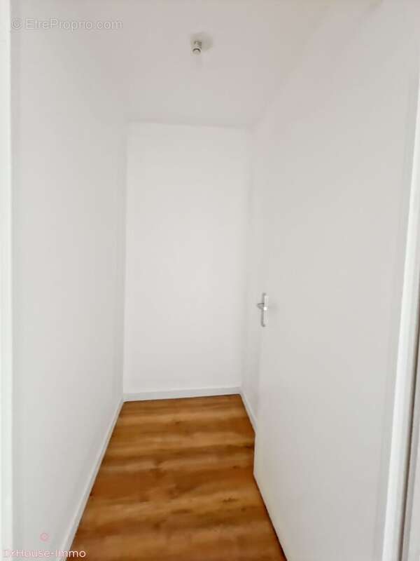 Appartement 77 m² à Merignac  - photo 24