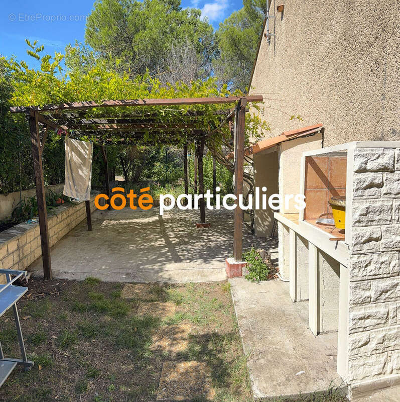 Maison à VILLEMOUSTAUSSOU