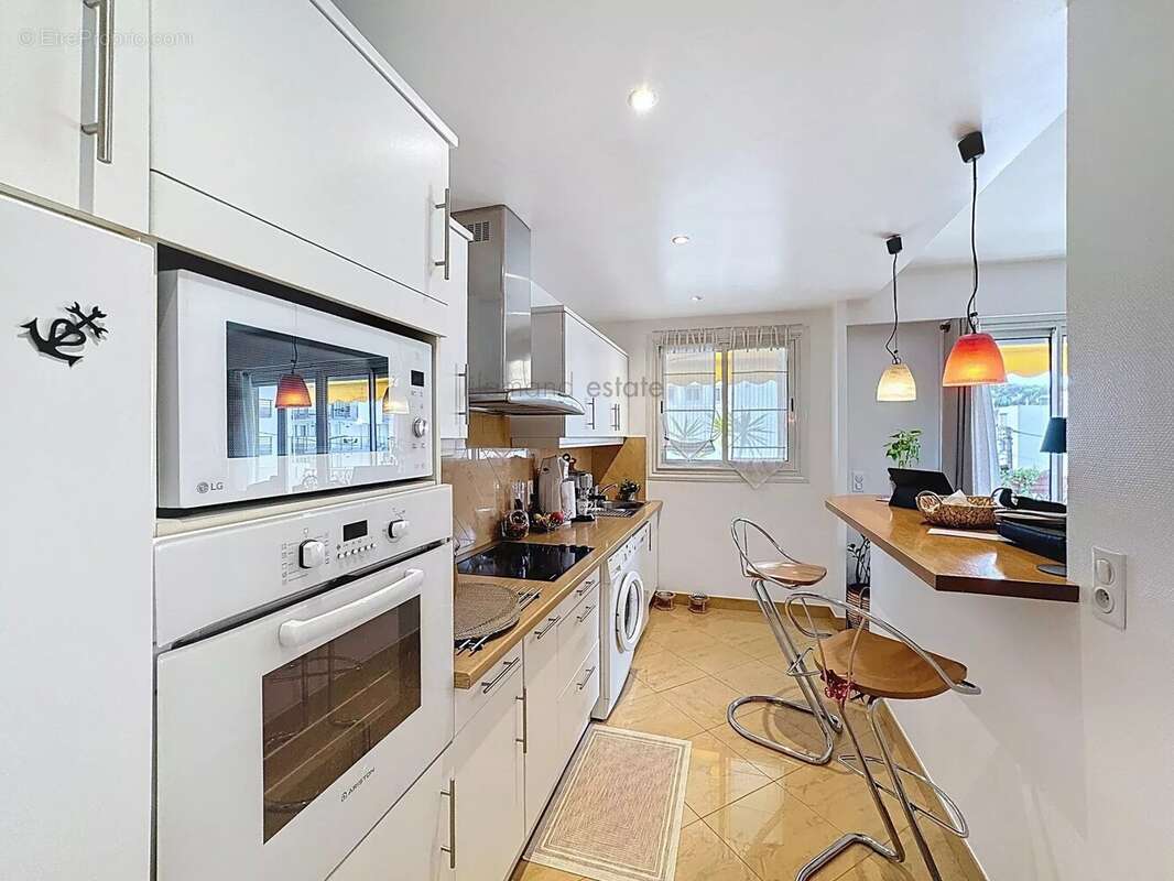 Appartement à LE CANNET