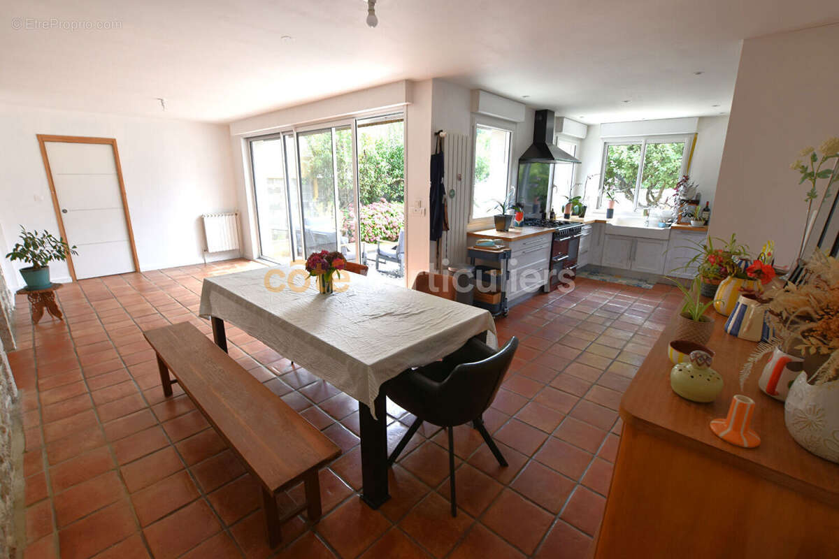 Maison Lesneven - 7 pièces -167 m2 - photo 5