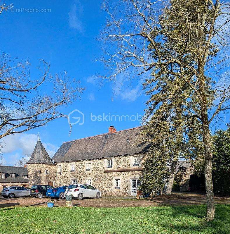 Propriété de prestige au cœur d’un domaine boisé – proche angers - photo 4