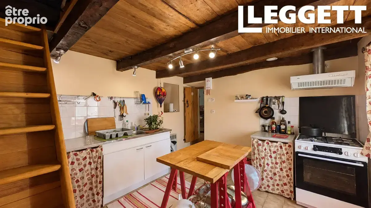 Charmante maison de caractère de 2 chambres avec jardins près de Ménigoute - photo 3