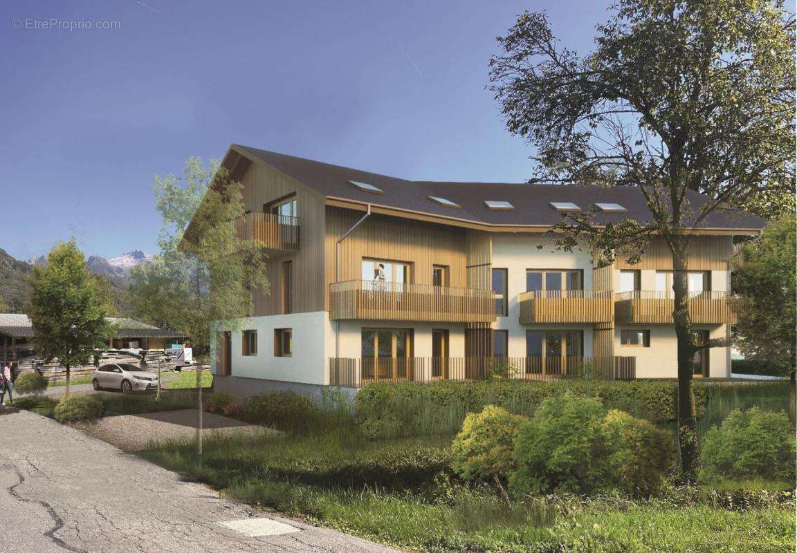 Appartement à LA RIVIERE-ENVERSE