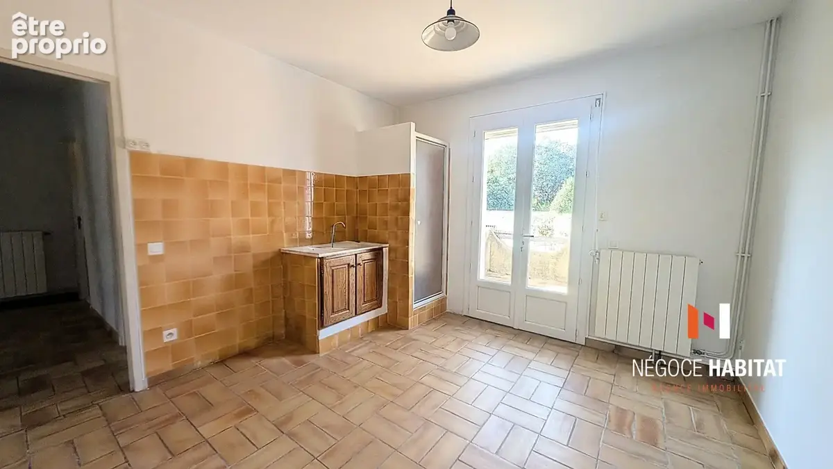 Villa  double garage grand terrain constructible - photo 15