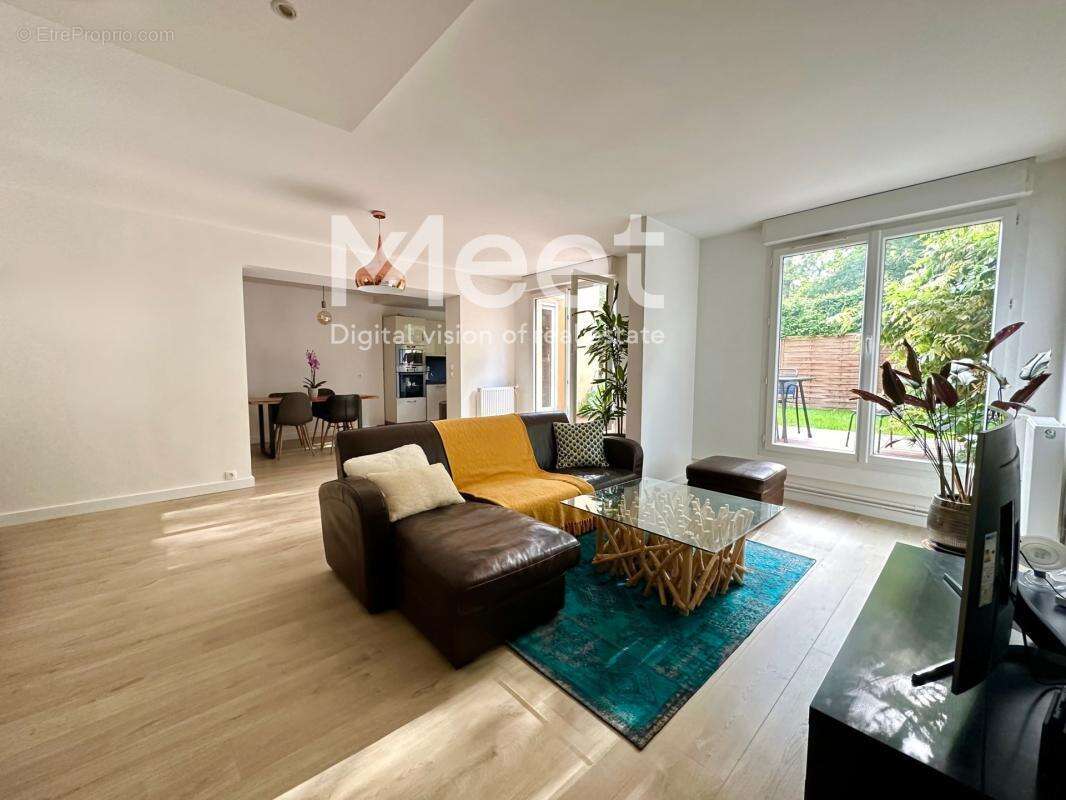 Appartement à MAUREPAS