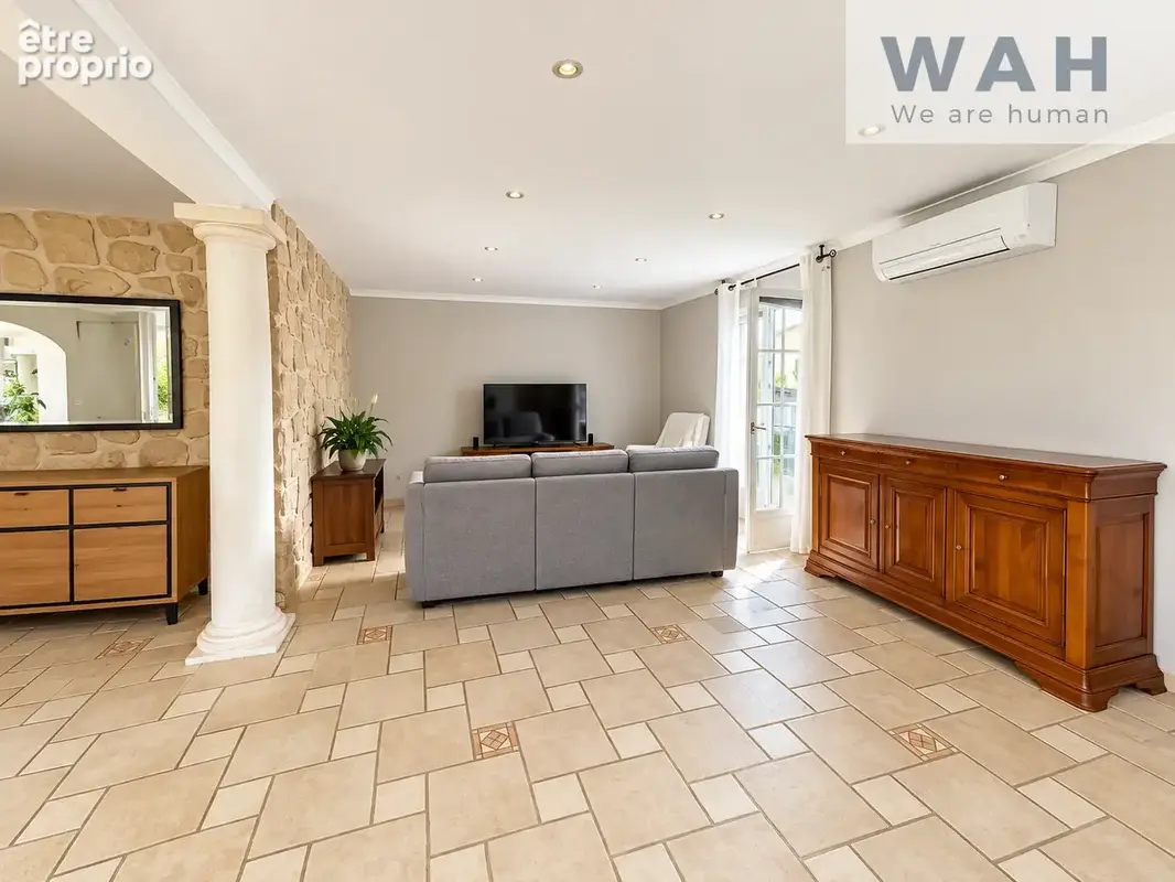Marsillargues   maison familiale avec studio indépendant, piscine et jardin sans vis-à-vis   649 000 € - photo 10