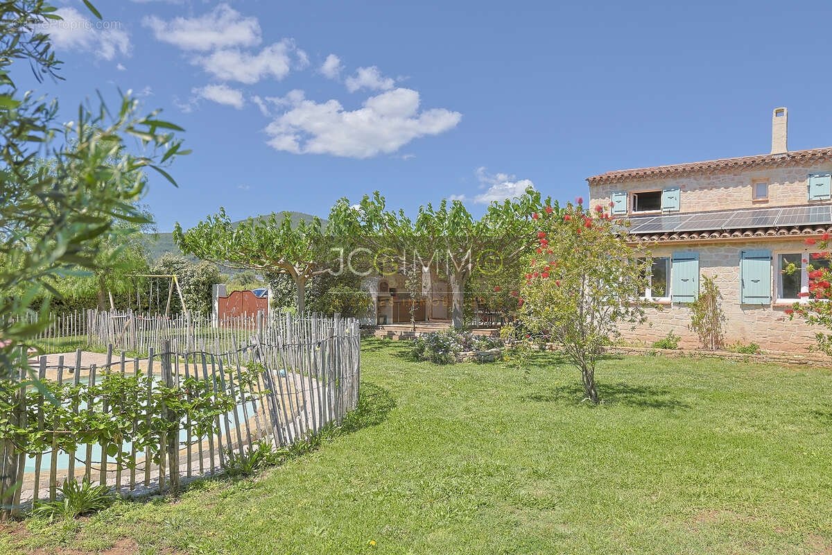 CUERS, Villa de 133 m2 nichée au coeur des vignes BIO - photo 14