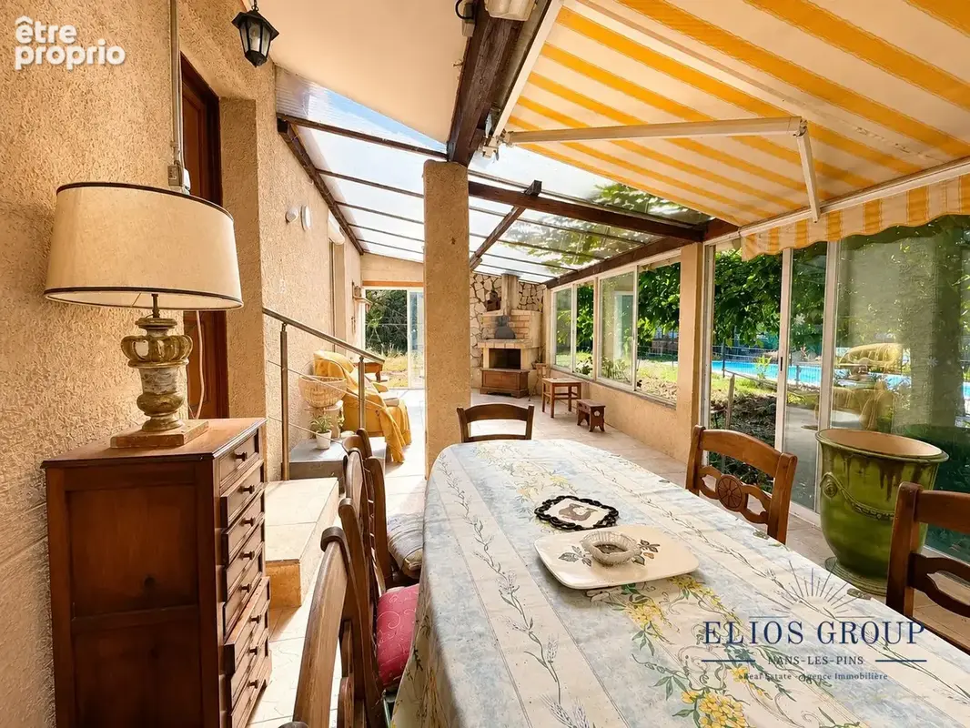Maison 5 pièces 106 m² à vendre à Saint-Maximin-La-Sainte-Baume (83470) - photo 4