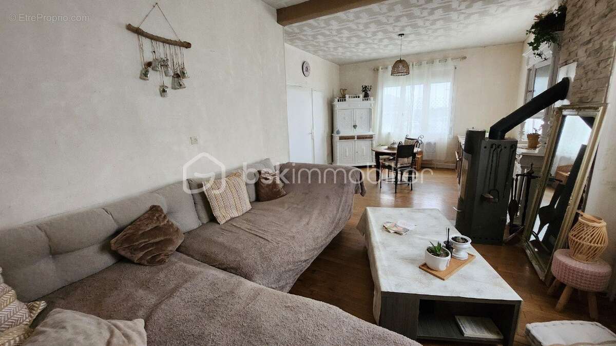 Maison à RIBECOURT-DRESLINCOURT