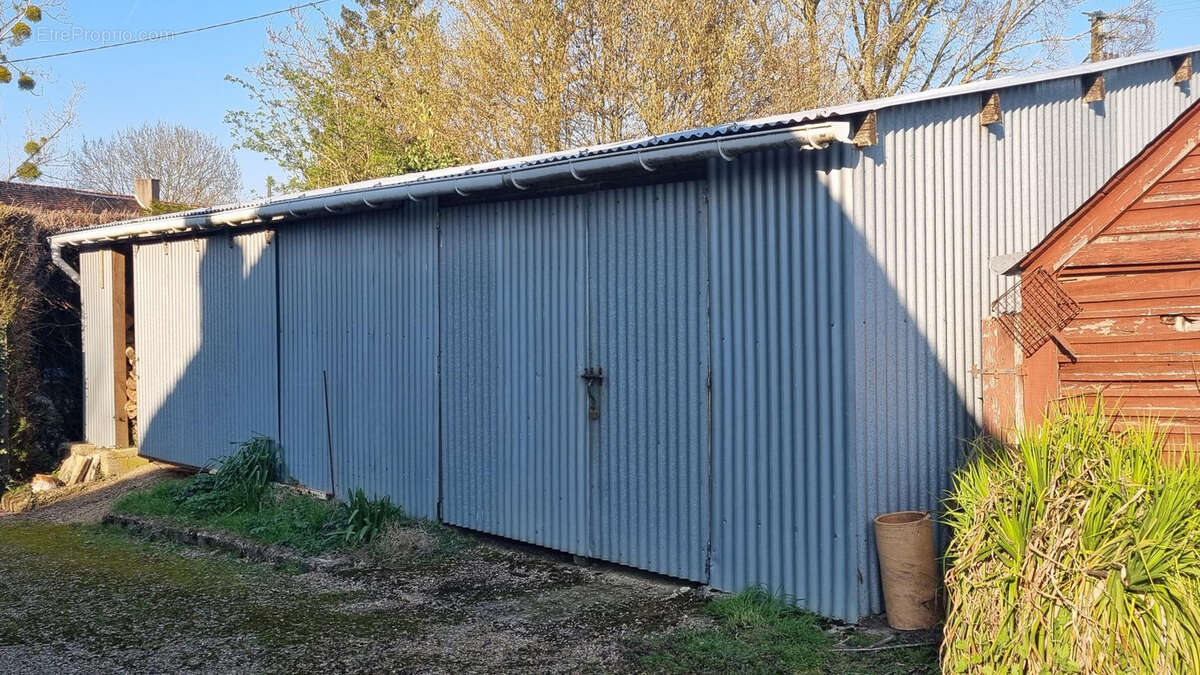 Maison à THIRON-GARDAIS