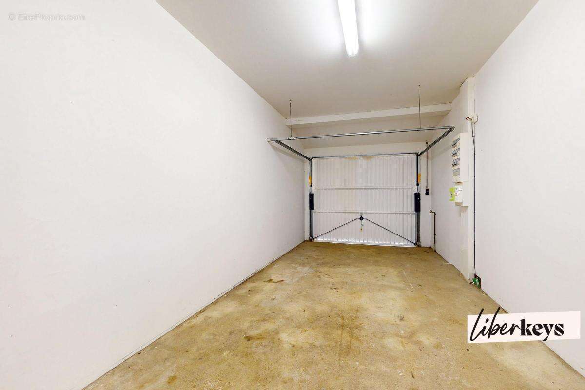 Maison à NOUAILLE-MAUPERTUIS