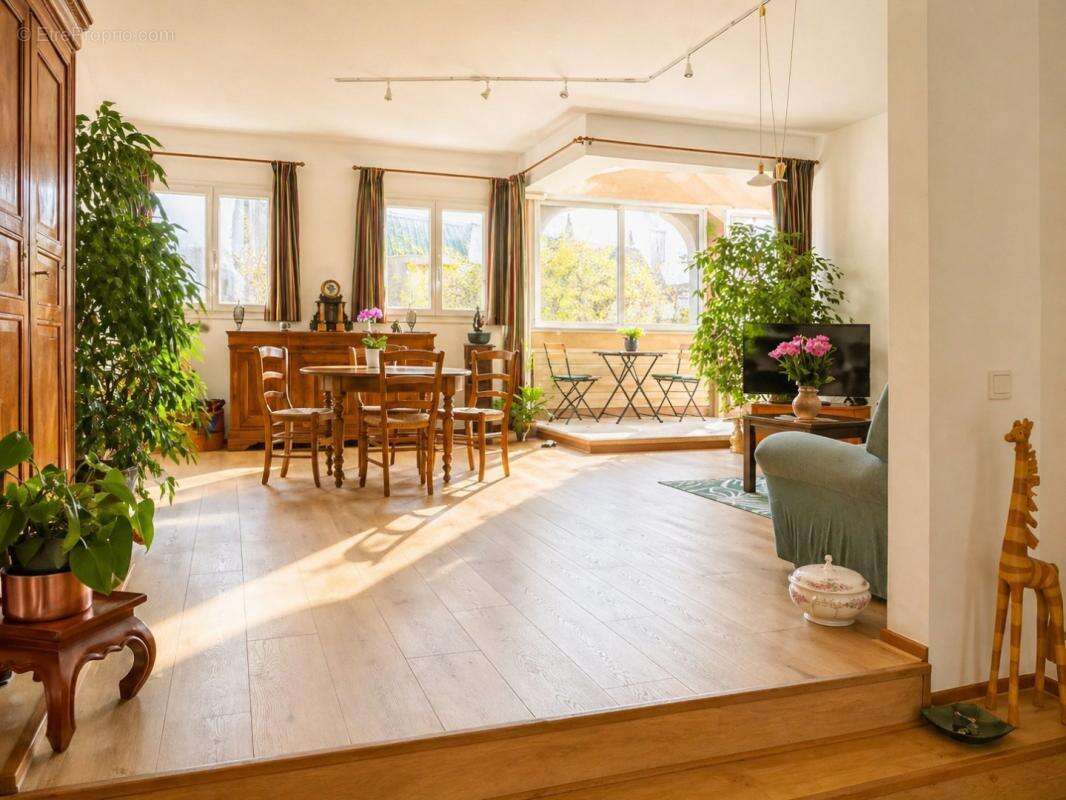 Appartement à SAINT-DENIS