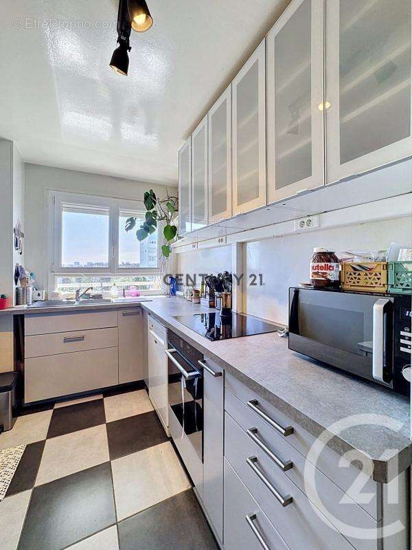 Appartement à MAISONS-ALFORT
