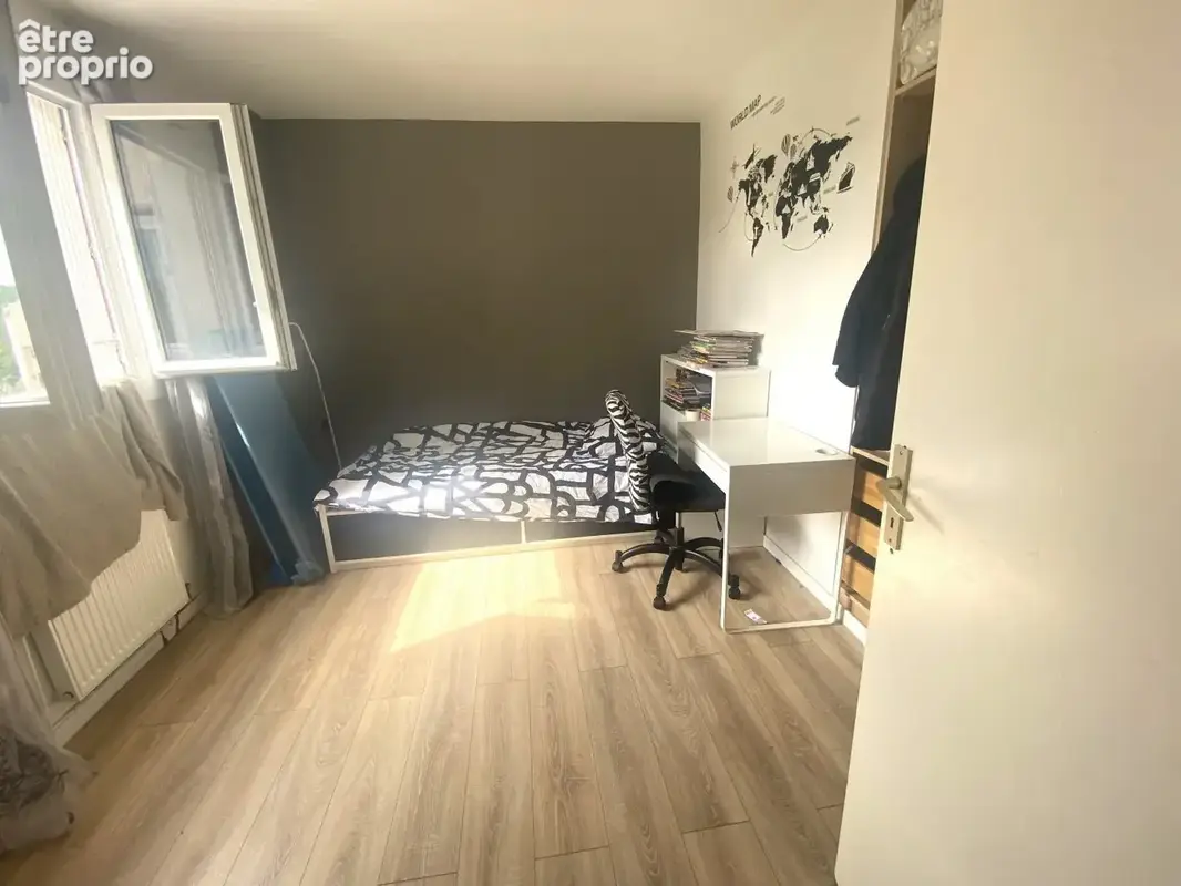 Maison 6 pièces 86 m² à vendre à Evry (91000) - photo 3