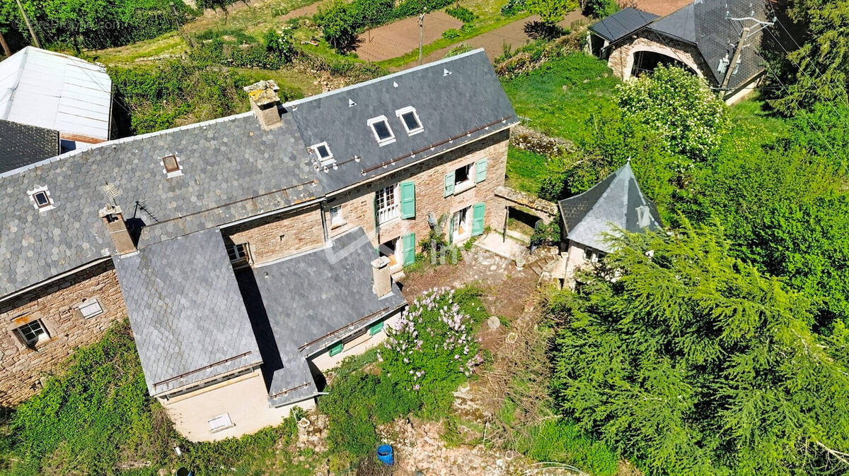 Maison à SEVERAC-LE-CHATEAU