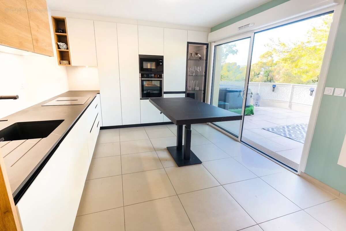 Appartement à SAINT-MANDRIER-SUR-MER