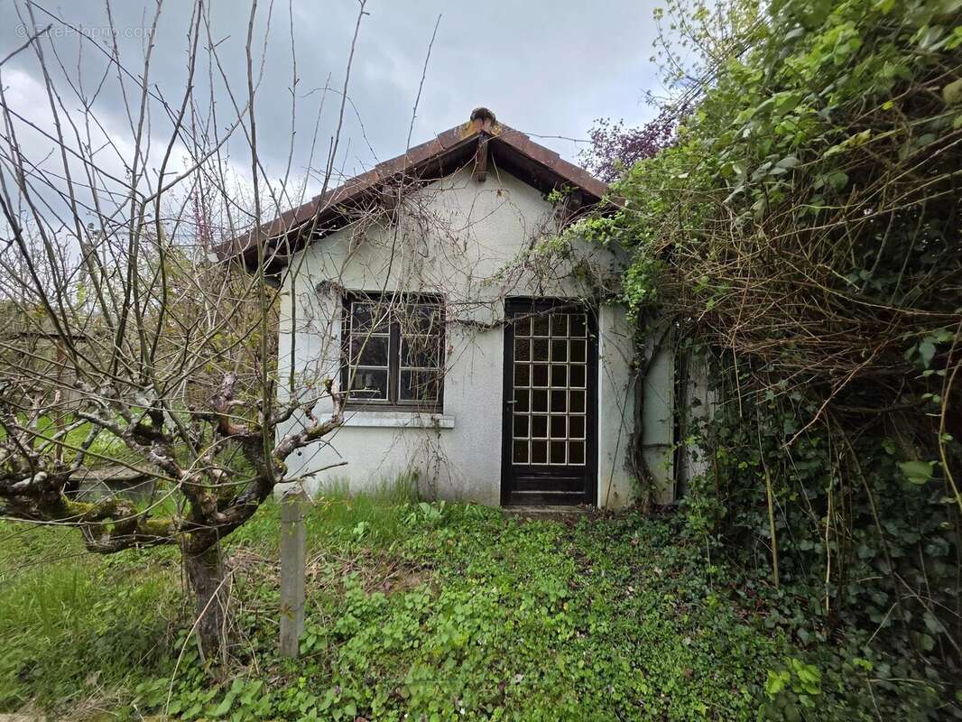 Maison à AMILLY