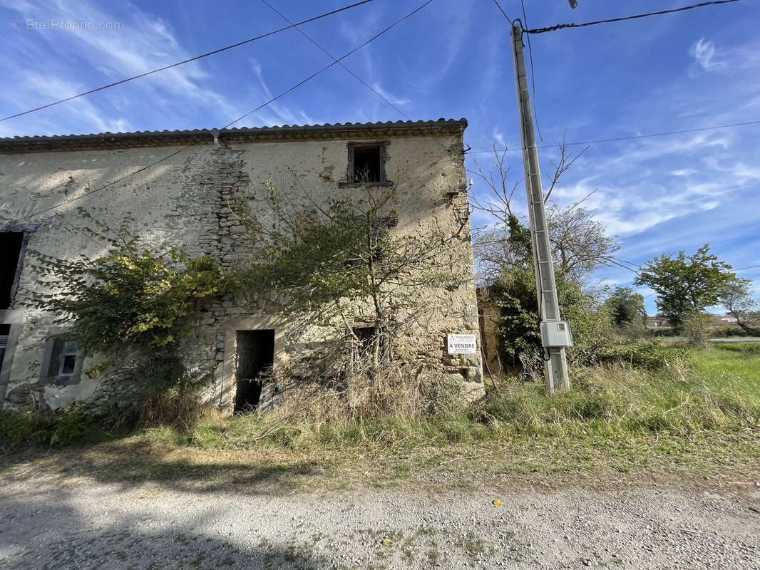 Maison à VILLESISCLE