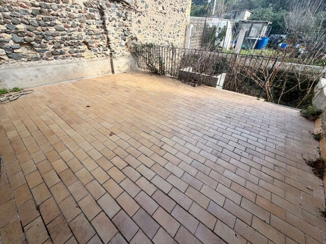 Maison à SAINT-THIBERY