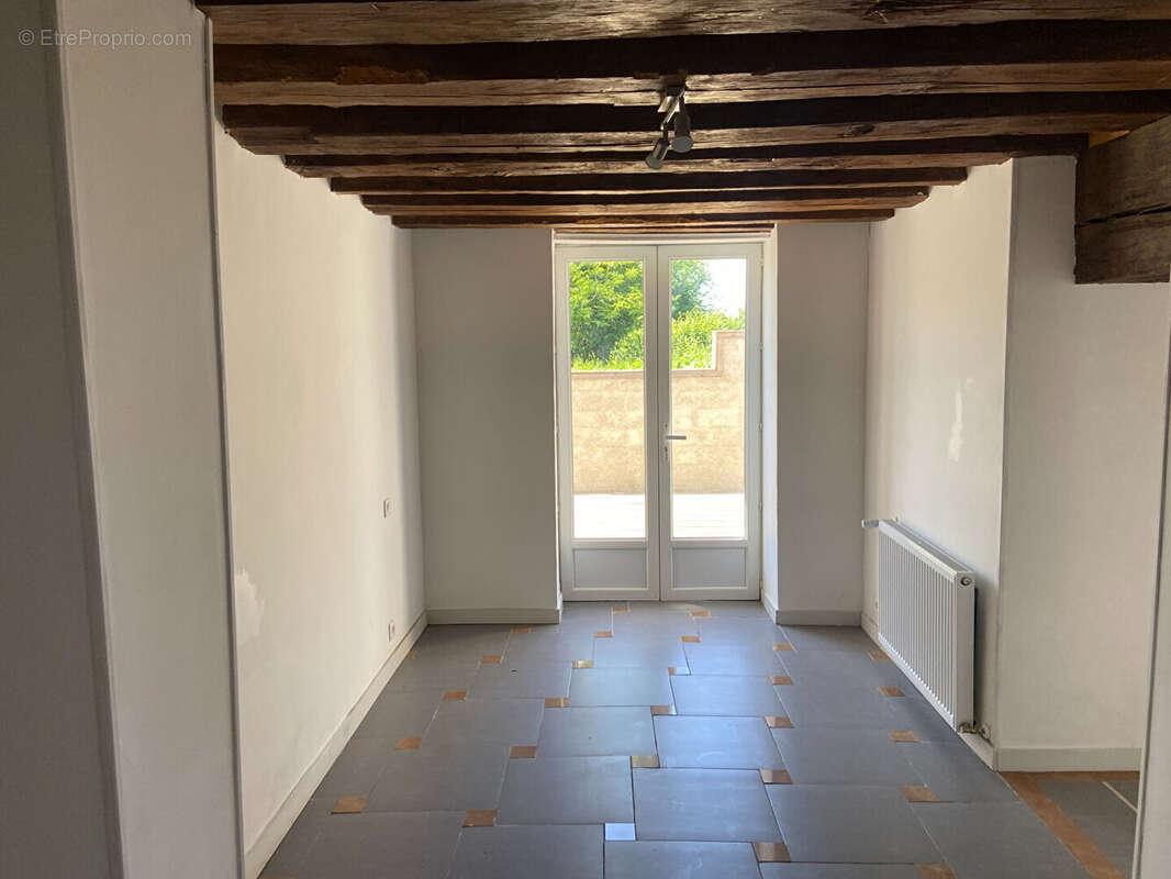 Maison à PARIGNY-LES-VAUX