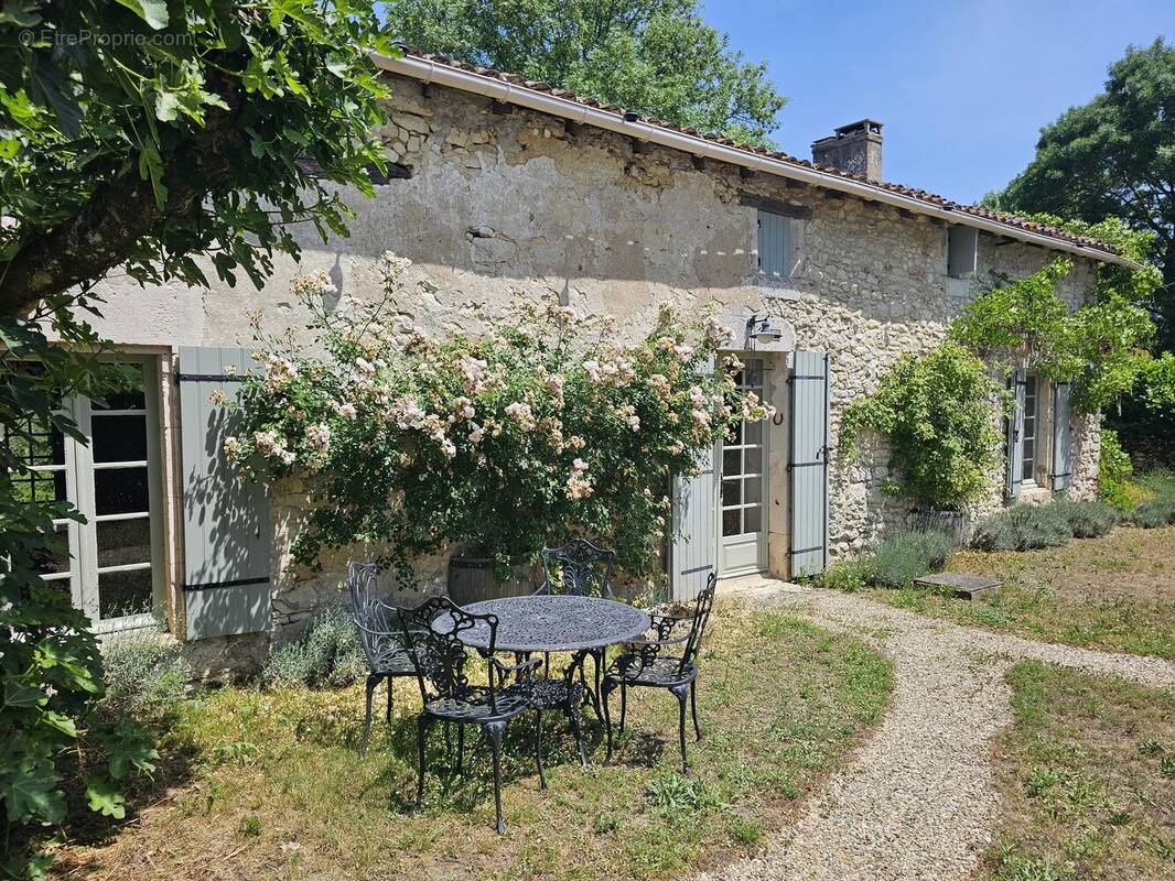 Maison à LOUBES-BERNAC