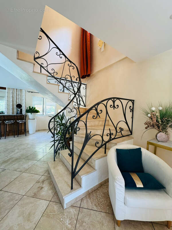 Maison à DOMENE
