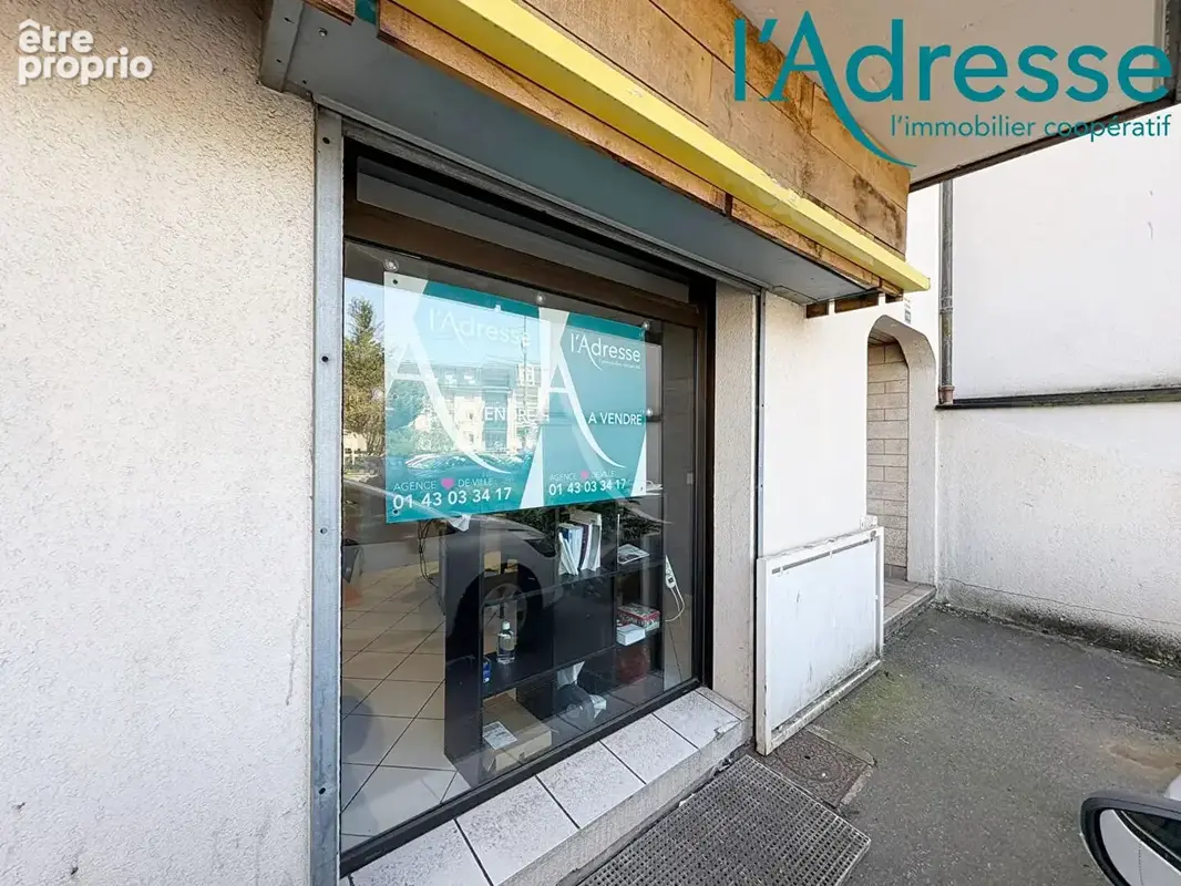 Local commercial Noisy Le Grand 151 m2 - photo 2