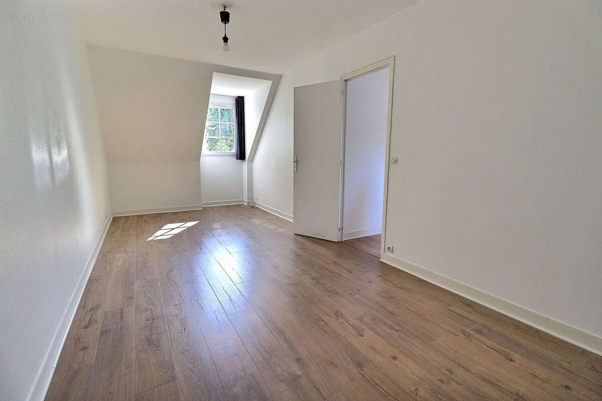 Maison à MAREIL-MARLY