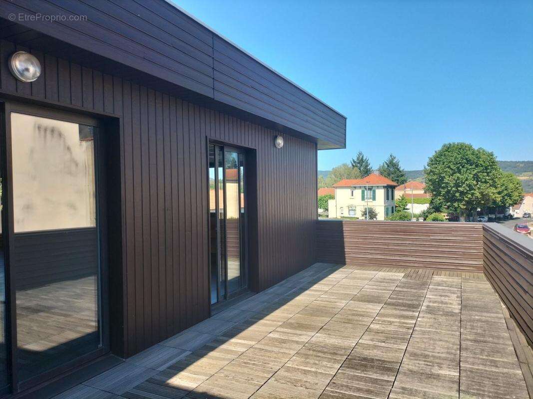 Commerce à SAINTE-FLORINE