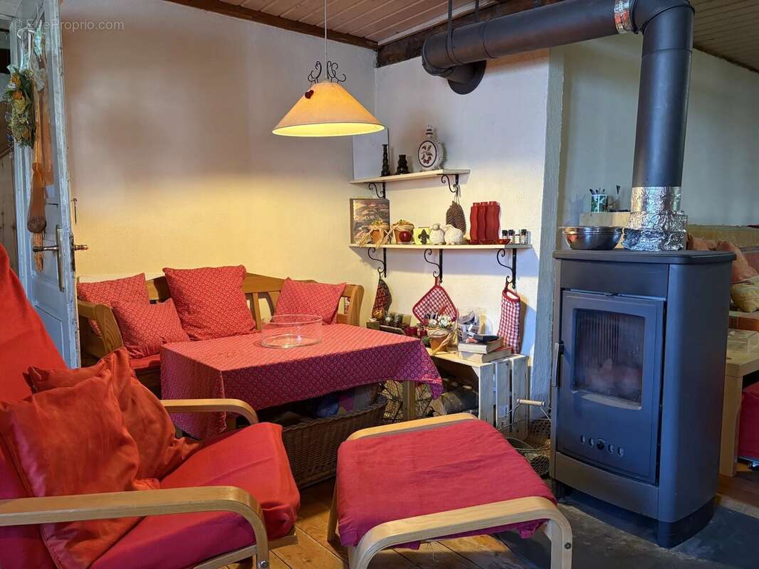 Maison 180 m² à Koestlach  - photo 2