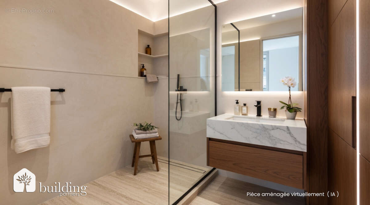 Appartement à COURBEVOIE