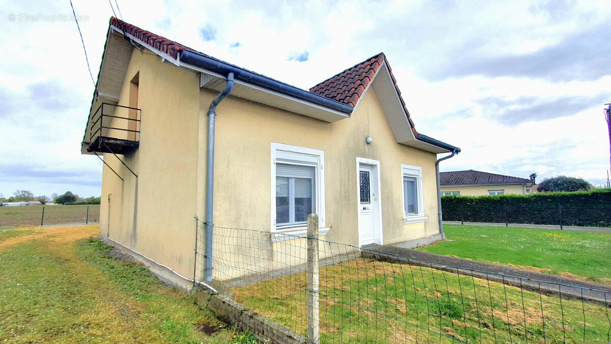 Maison à HAGETMAU