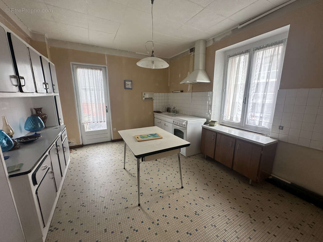 Appartement à YSSINGEAUX