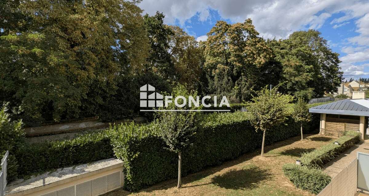 Appartement à CHILLY-MAZARIN